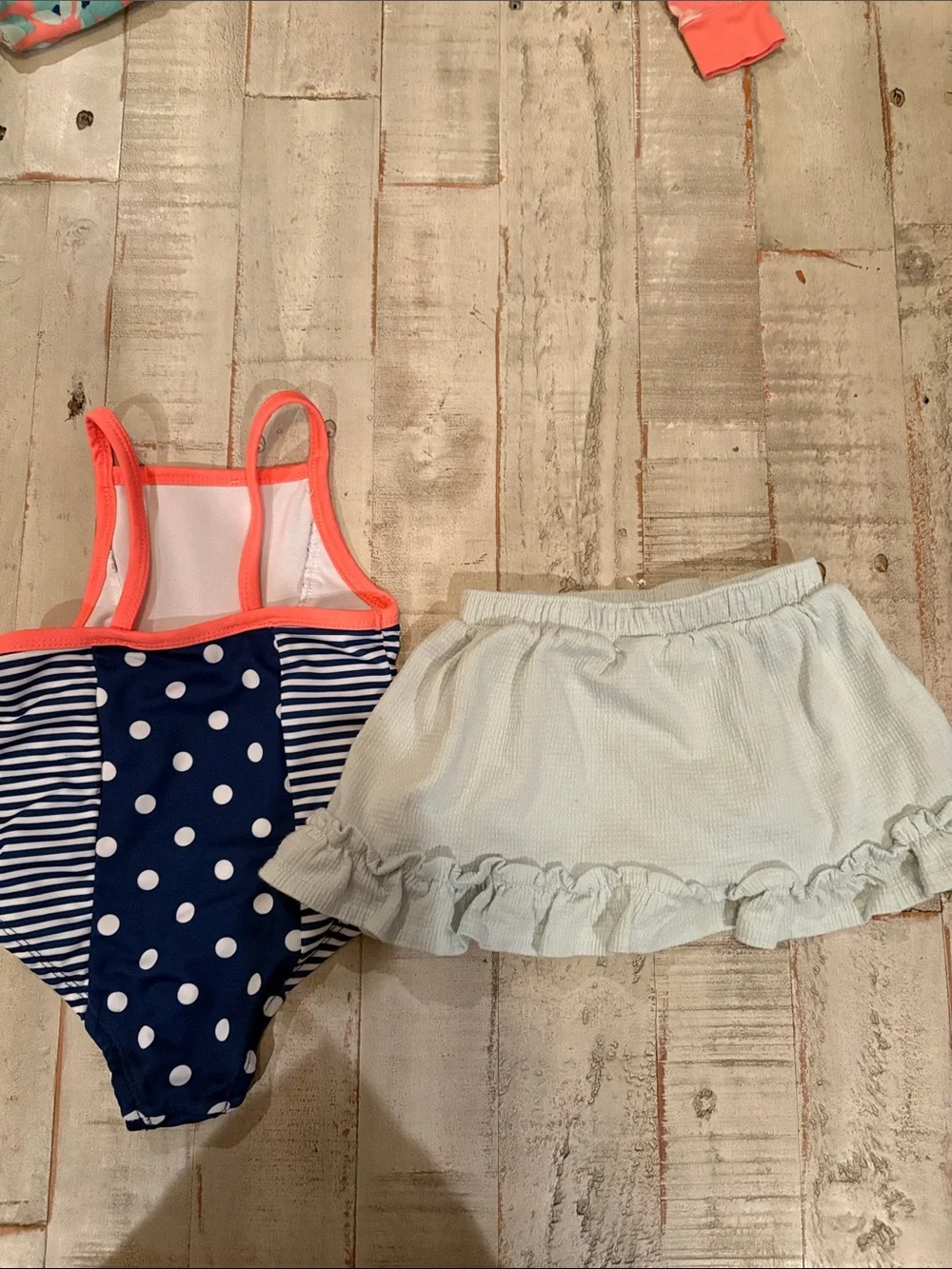 Carter’s 8 Piece 18 Month Baby Girl Bundle